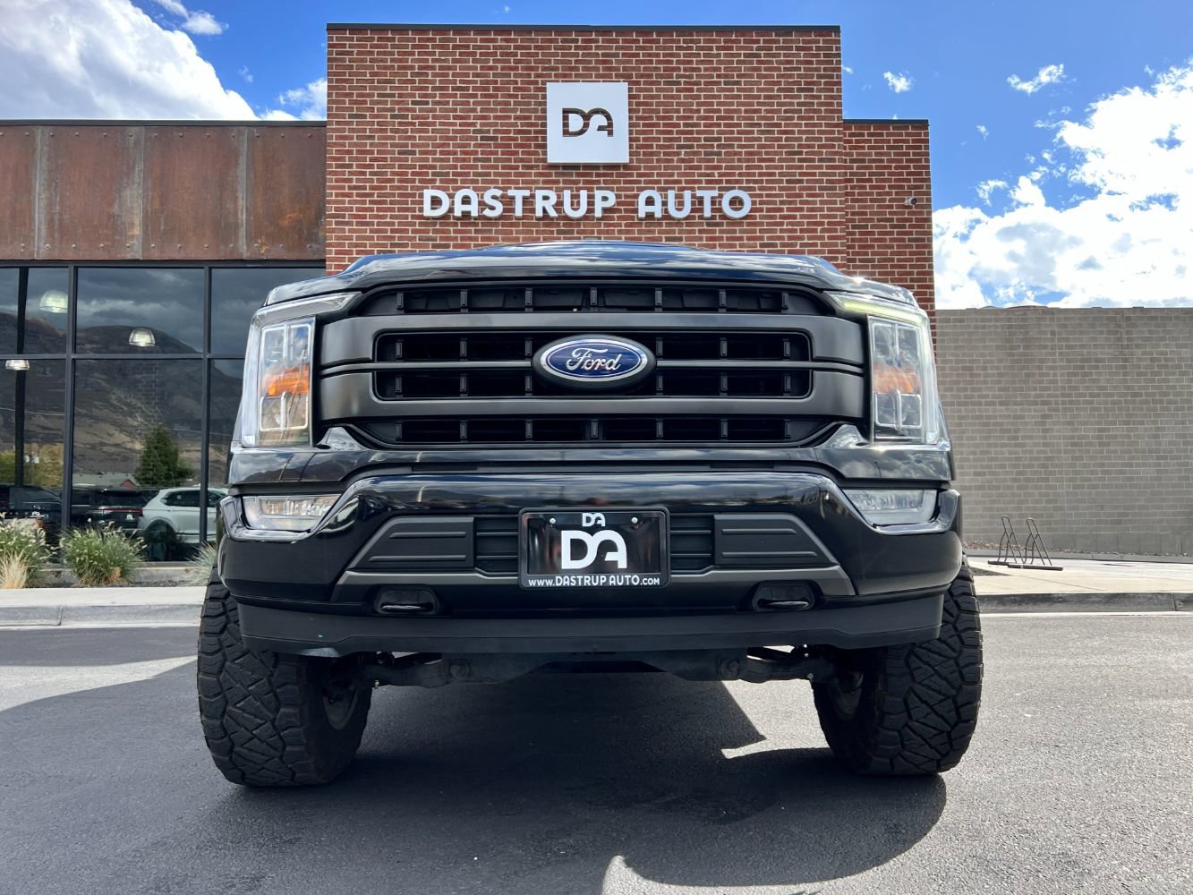 Used 2021 Ford F150 Lariat image 2