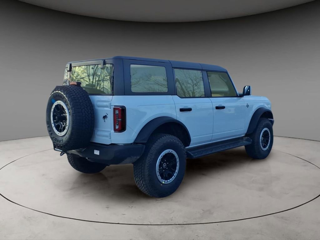 New 2026 Ford Bronco Outer Banks w/ Sasquatch Package image 8