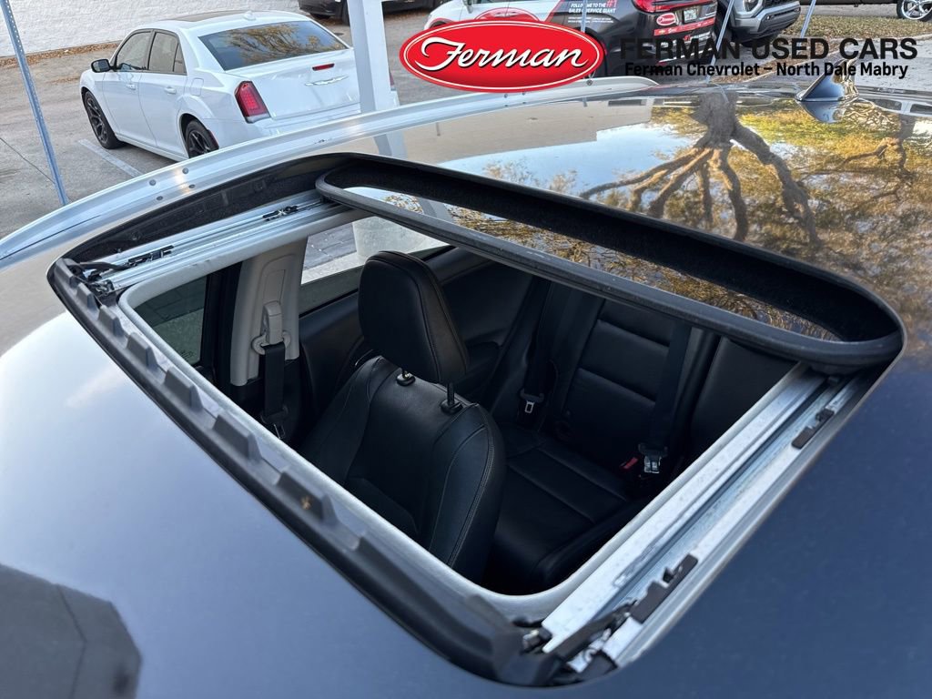 Used 2019 Honda HR-V Touring image 6