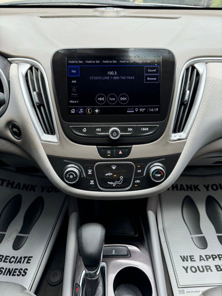 Used 2021 Chevrolet Malibu LS image 11