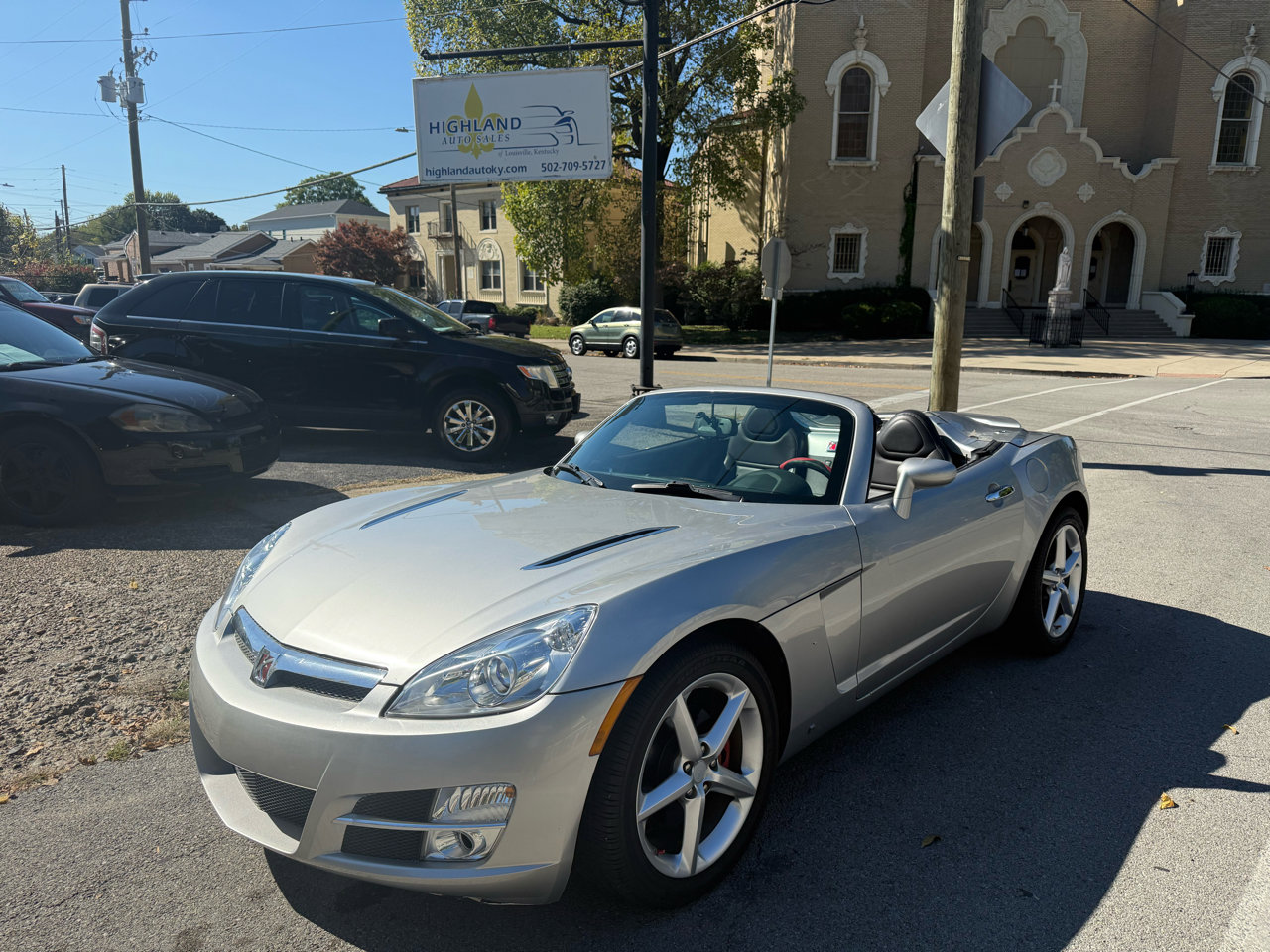 Used 2008 Saturn Sky w/ Premium Trim Package