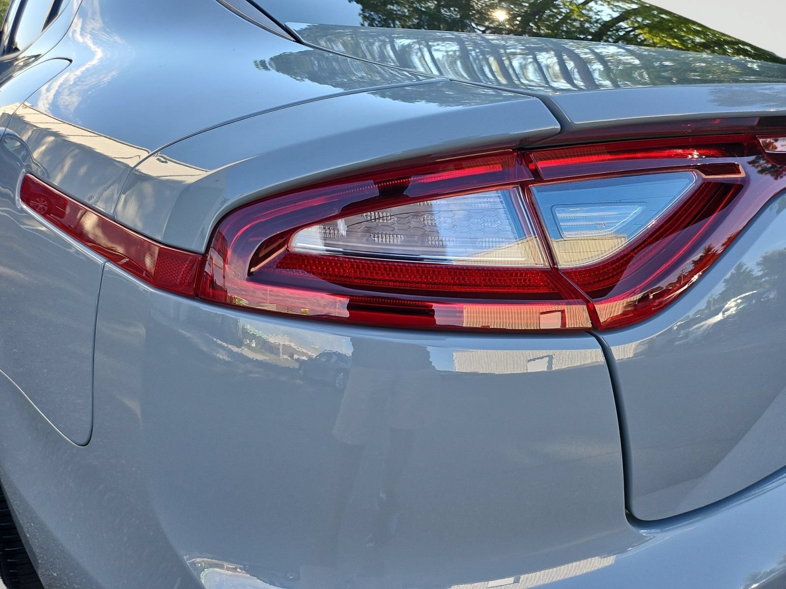 Used 2019 Kia Stinger GT1 RWD image 19