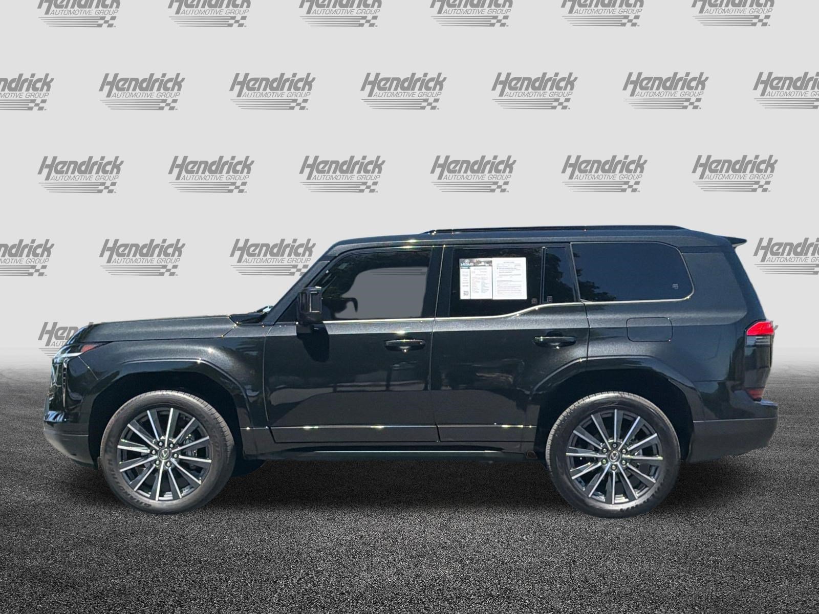Certified 2025 Lexus GX 550 w/ Cold Area Package AWD/4WD image 8