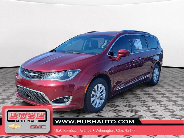 Used 2018 Chrysler Pacifica Touring-L Plus w/ Advanced Safetytec Group image 2