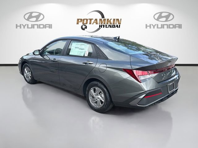 New 2026 Hyundai Elantra SE image 7