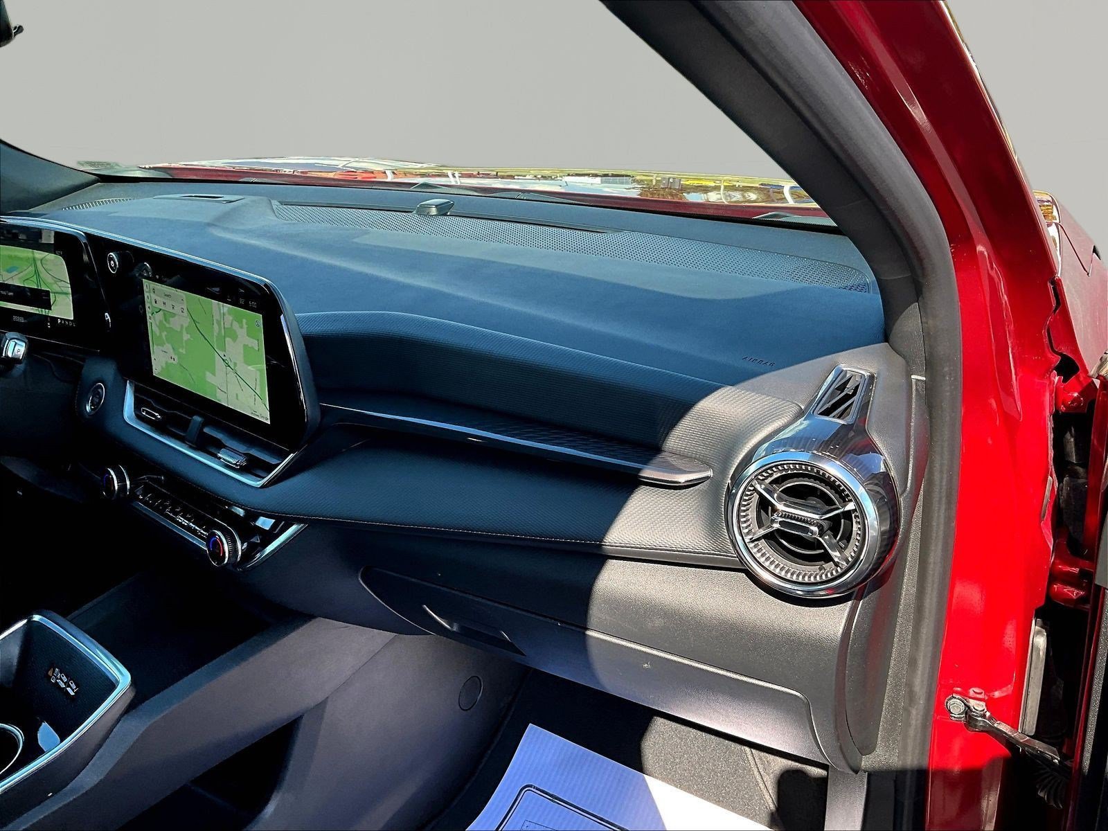 Used 2025 Chevrolet Equinox LT w/ Convenience Package II FWD image 26