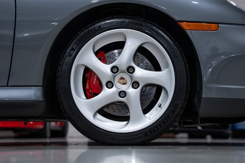 Used 2004 Porsche 911 Carrera 4S AWD/4WD image 43