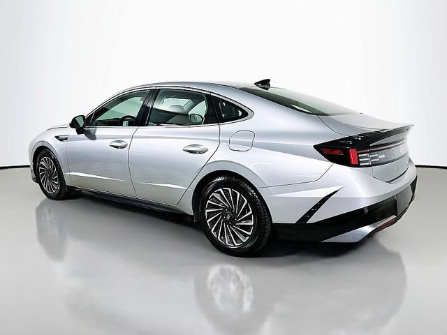 Used 2025 Hyundai Sonata SEL FWD image 5