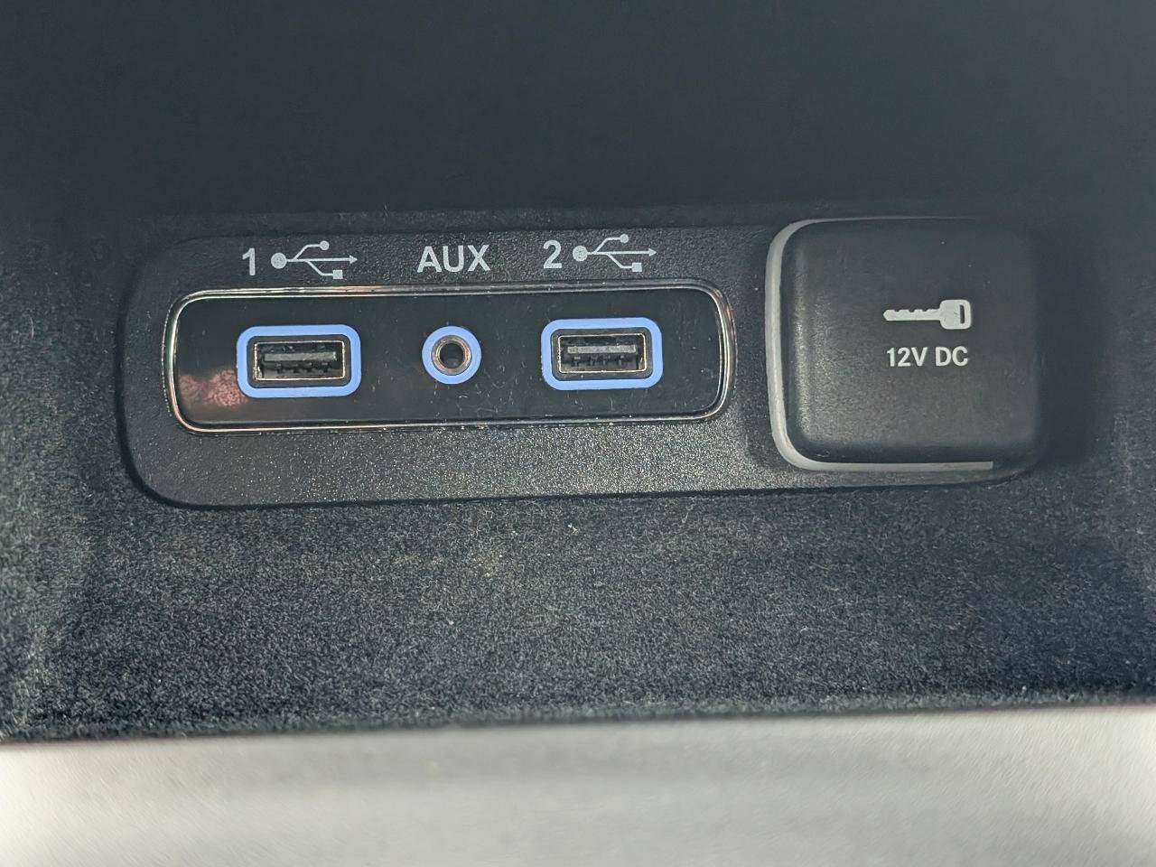 Used 2020 Jeep Grand Cherokee Limited AWD/4WD image 22