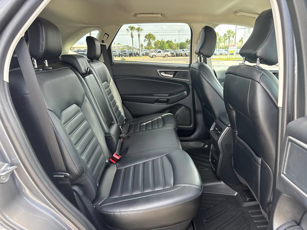 Used 2024 Ford Edge SEL AWD/4WD image 17