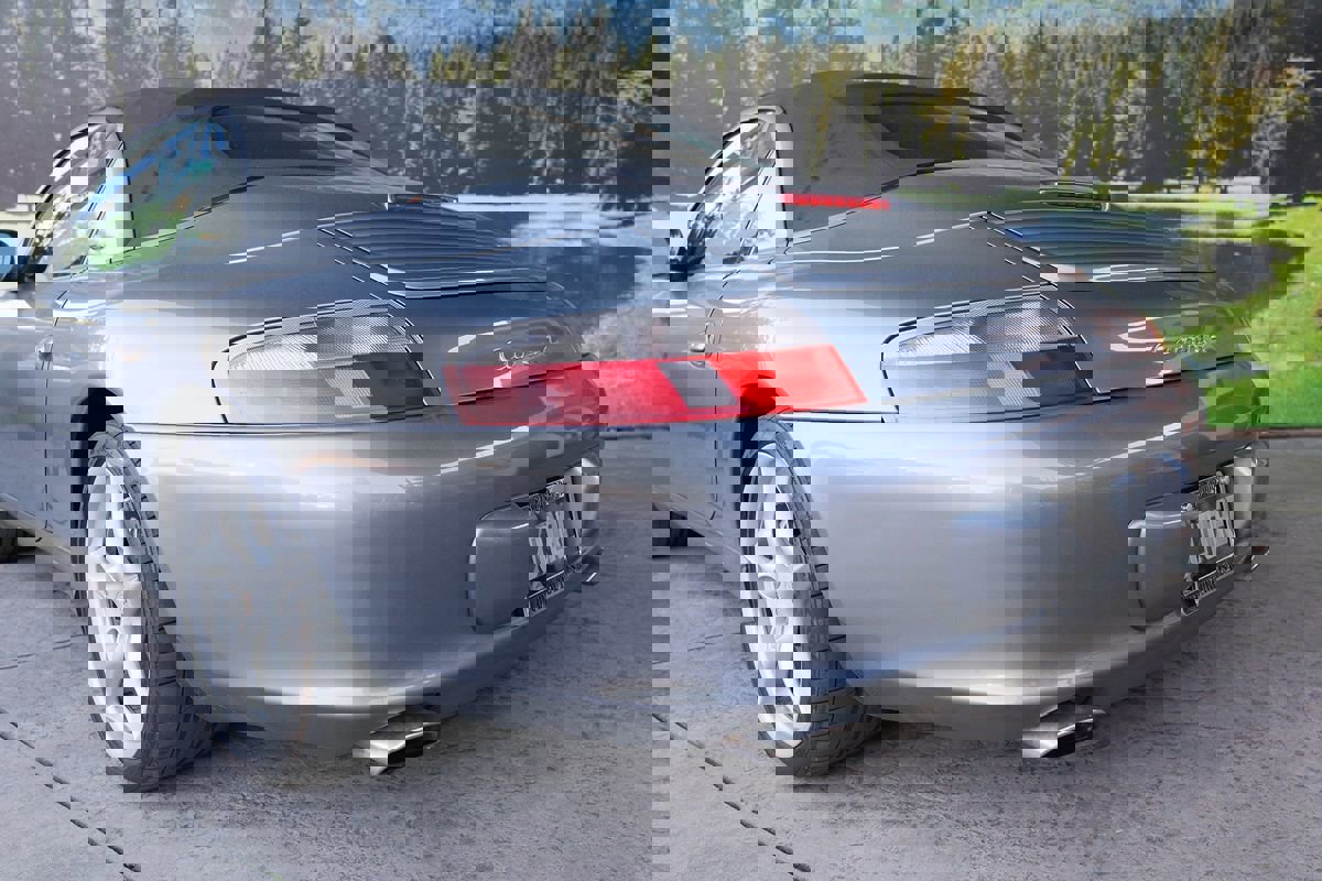 Used 2004 Porsche 911 Carrera 4 image 28