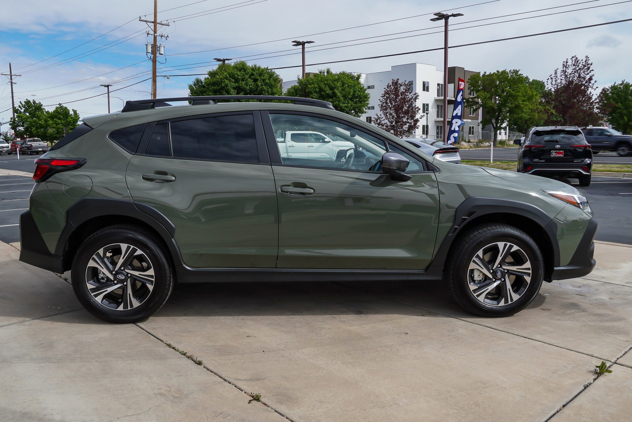 Used 2026 Subaru Crosstrek 2.0i Premium AWD/4WD image 9