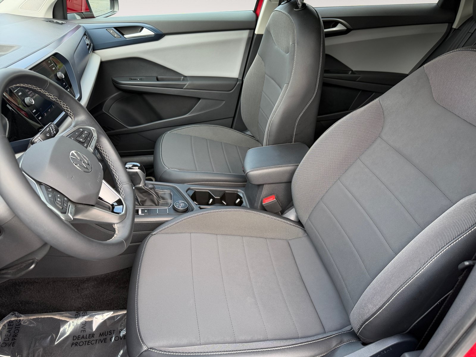 Used 2022 Volkswagen Taos SE w/ Panoramic Sunroof Package AWD/4WD image 14