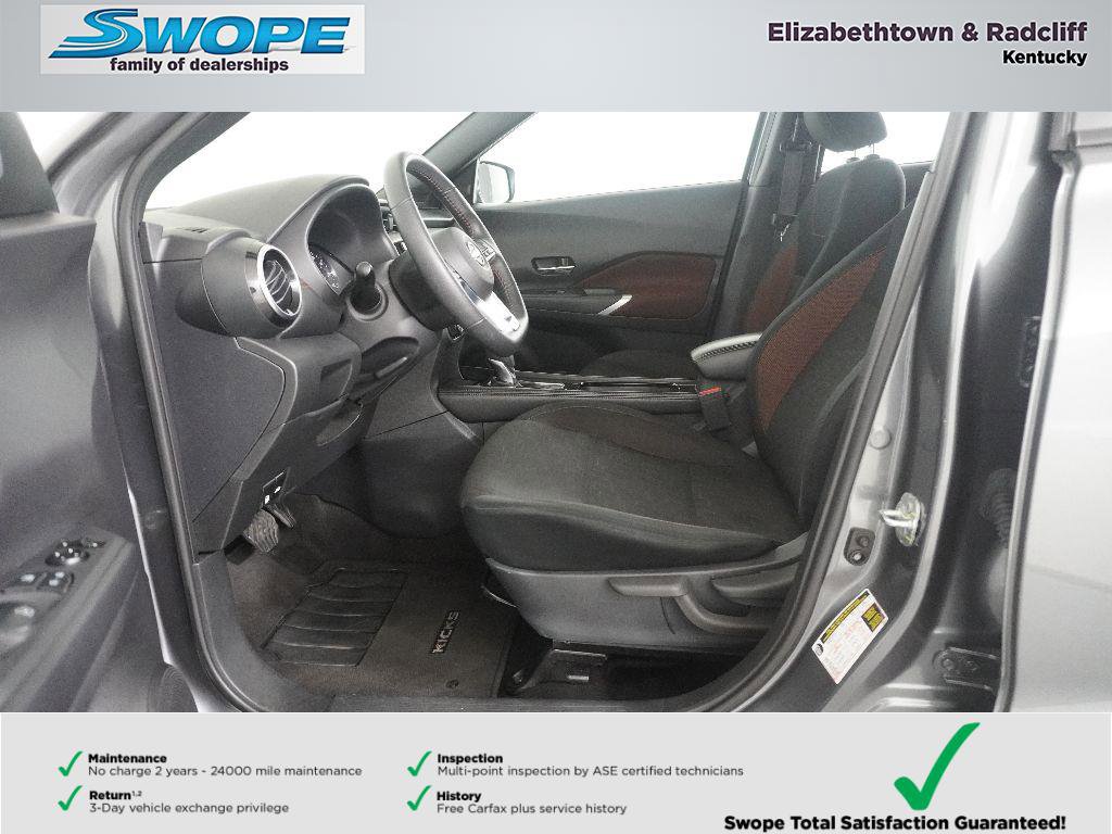 Used 2024 Nissan Kicks SR image 13