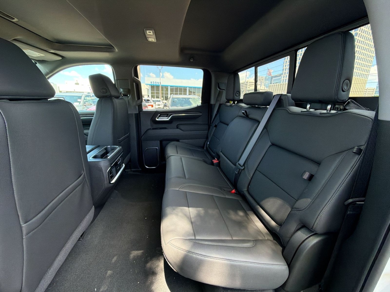 New 2026 GMC Sierra 1500 SLT w/ SLT Premium Package AWD/4WD image 25