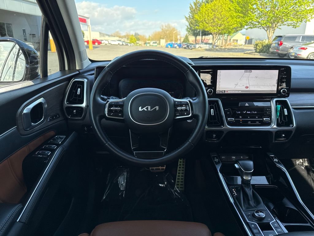 Certified 2023 Kia Sorento SX Prestige AWD/4WD image 23