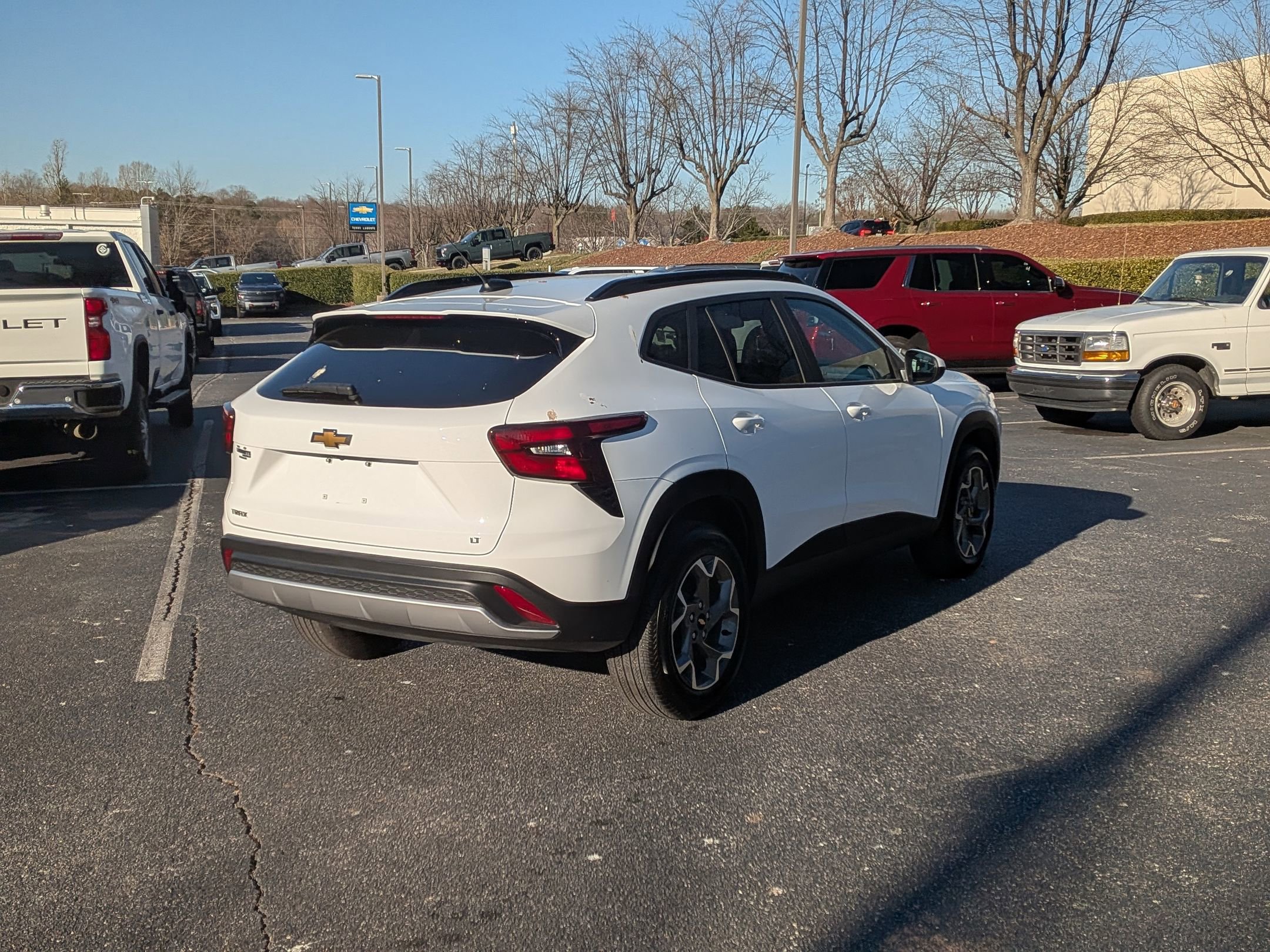 Certified 2025 Chevrolet Trax LT w/ LT Convenience Package image 9