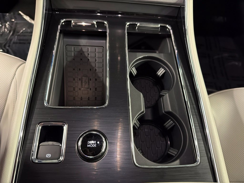 New 2027 Lincoln Aviator AWD image 15