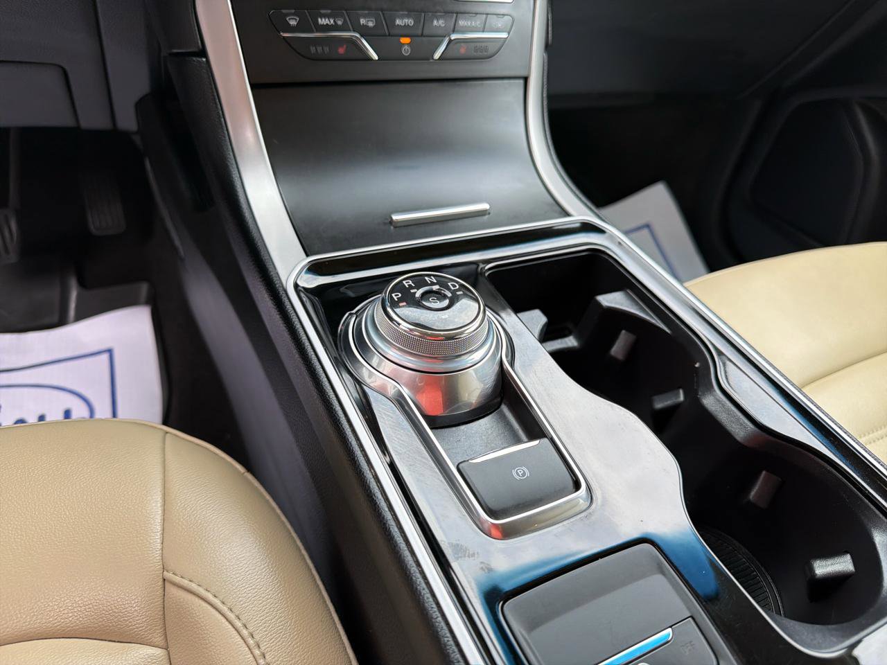 Used 2019 Ford Edge SEL w/ Equipment Group 201A image 34