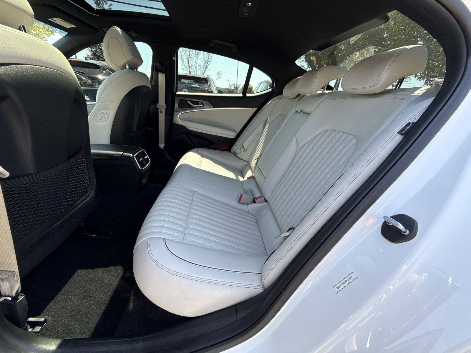 Used 2025 Genesis G70 3.3T Advanced image 25