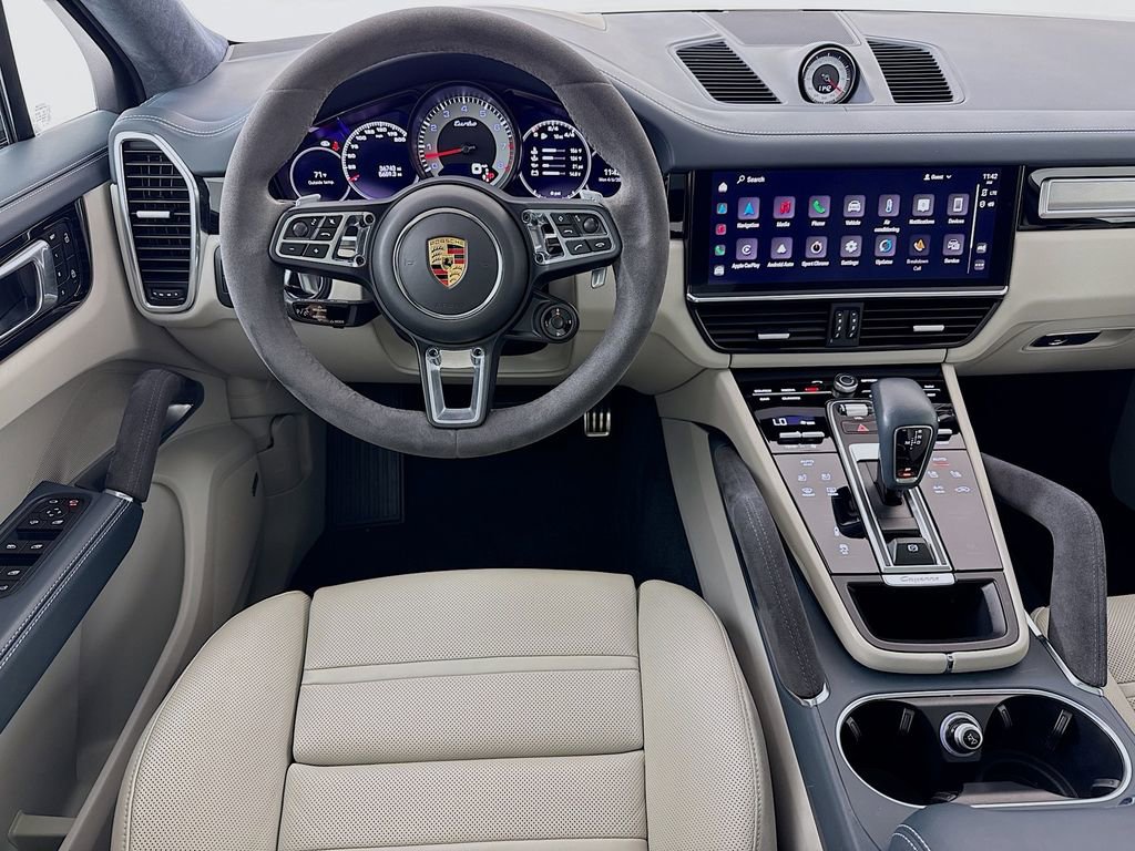 Certified 2022 Porsche Cayenne Turbo AWD/4WD image 27