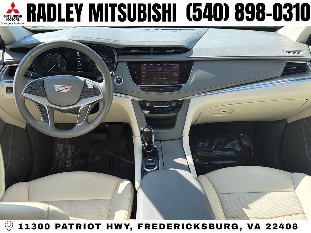 Used 2021 Cadillac XT5 Premium Luxury image 12