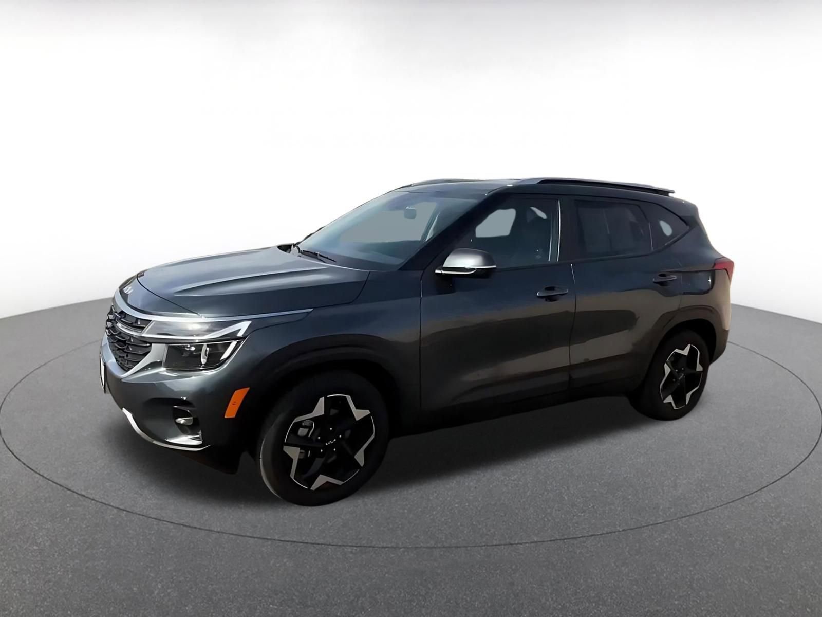 Used 2025 Kia Seltos S image 8