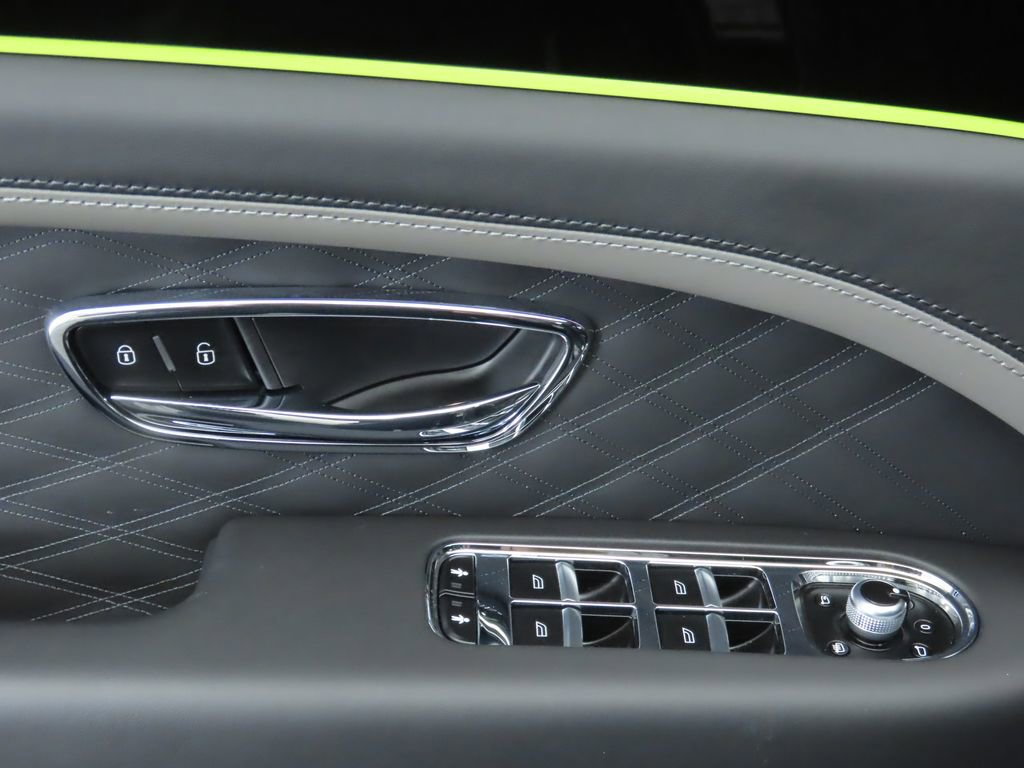 Certified 2023 Bentley Bentayga Extended Wheelbase image 24