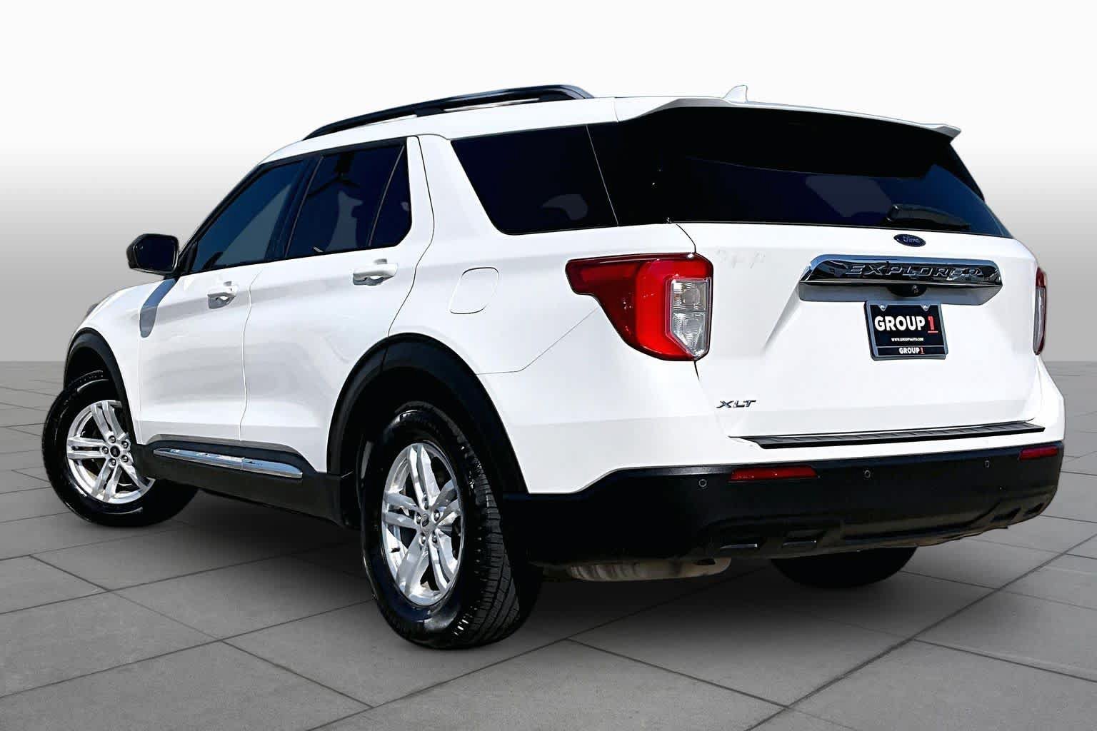 Used 2021 Ford Explorer XLT RWD image 12