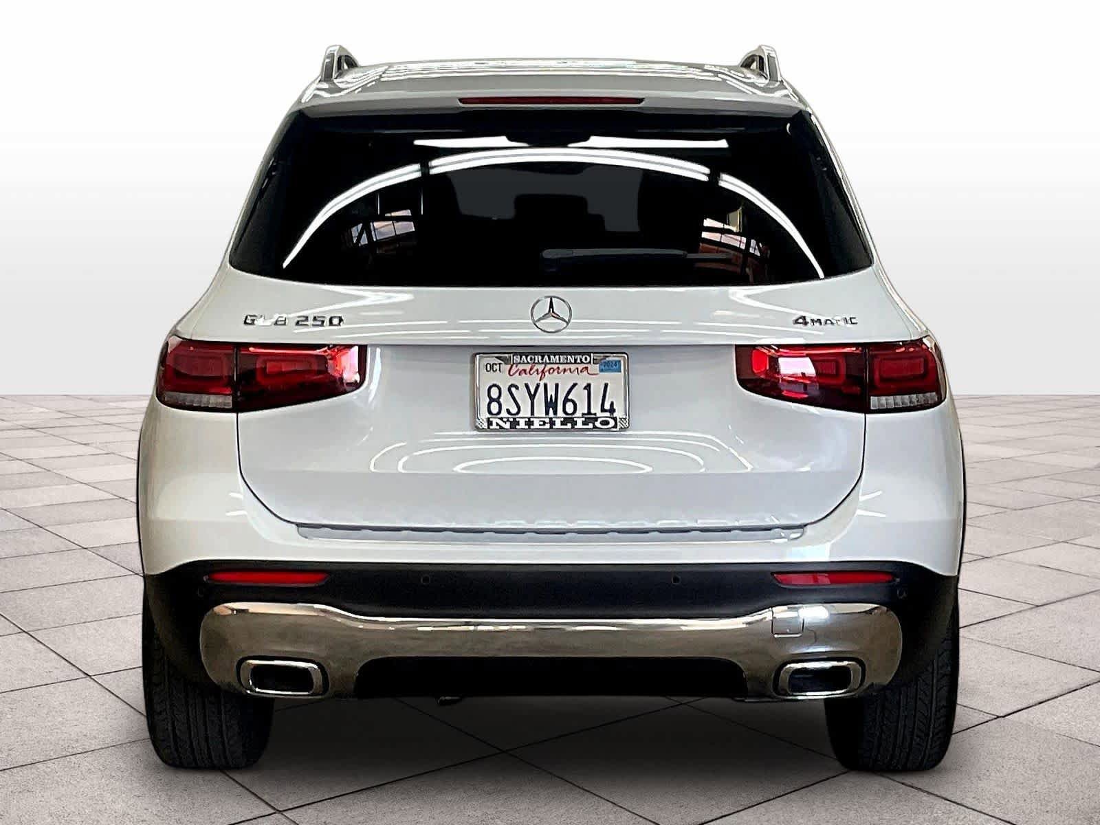 Used 2020 Mercedes-Benz GLB 250 4MATIC image 6
