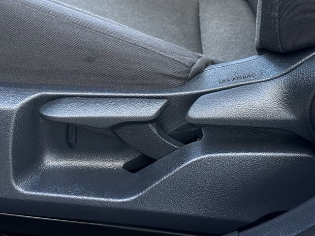 Used 2025 Toyota Camry LE image 28