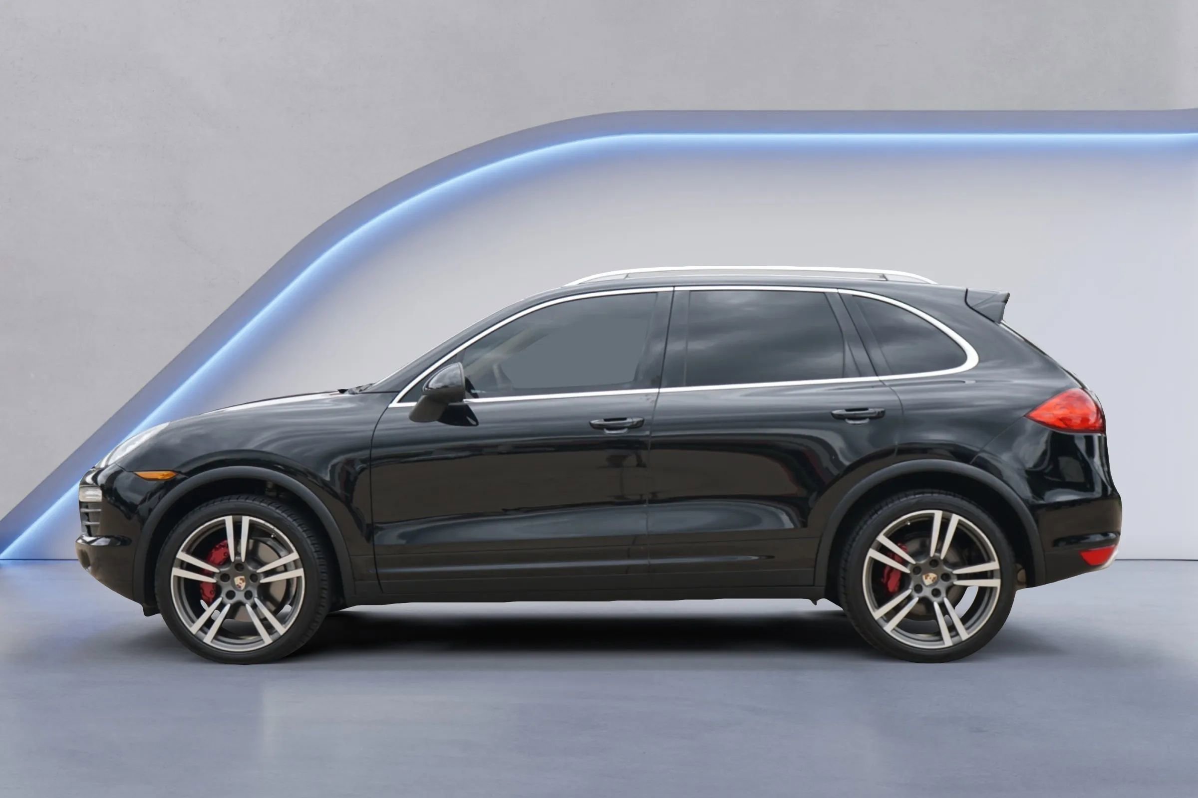 Used 2012 Porsche Cayenne S AWD/4WD image 6