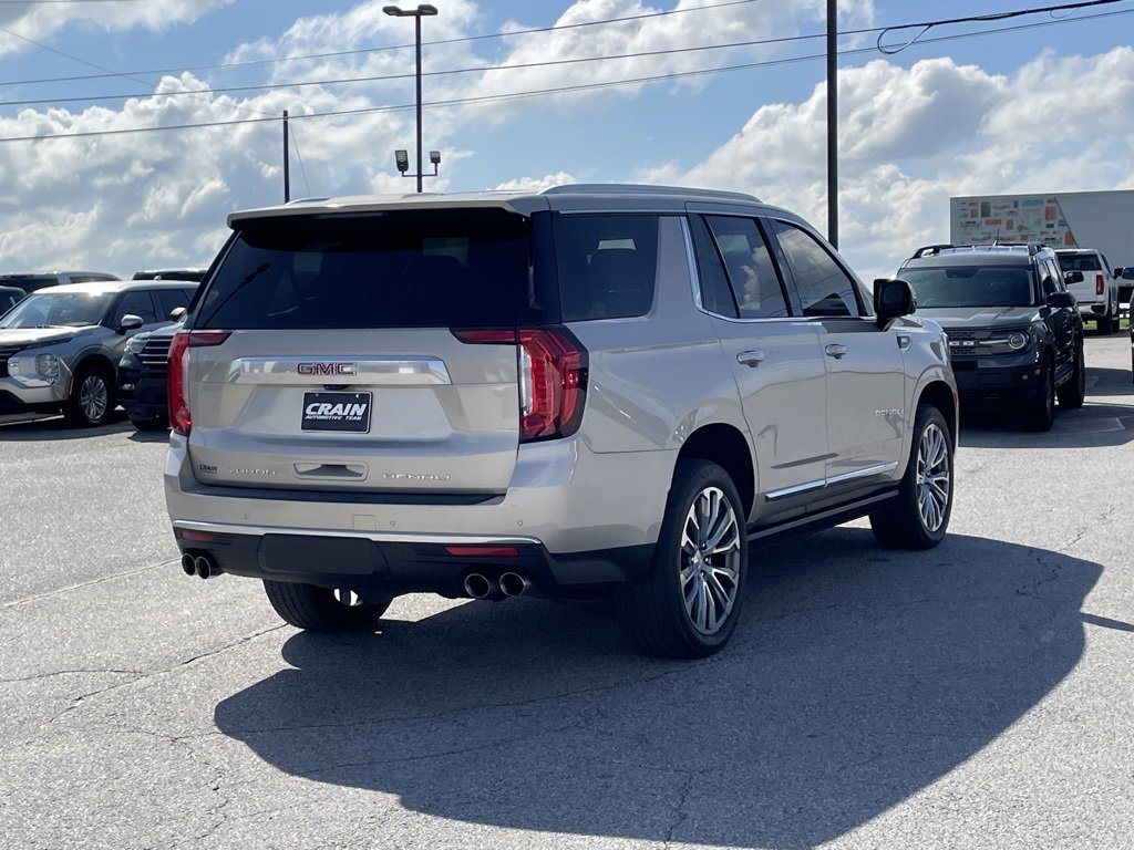 Used 2021 GMC Yukon Denali w/ Denali Premium Package image 7