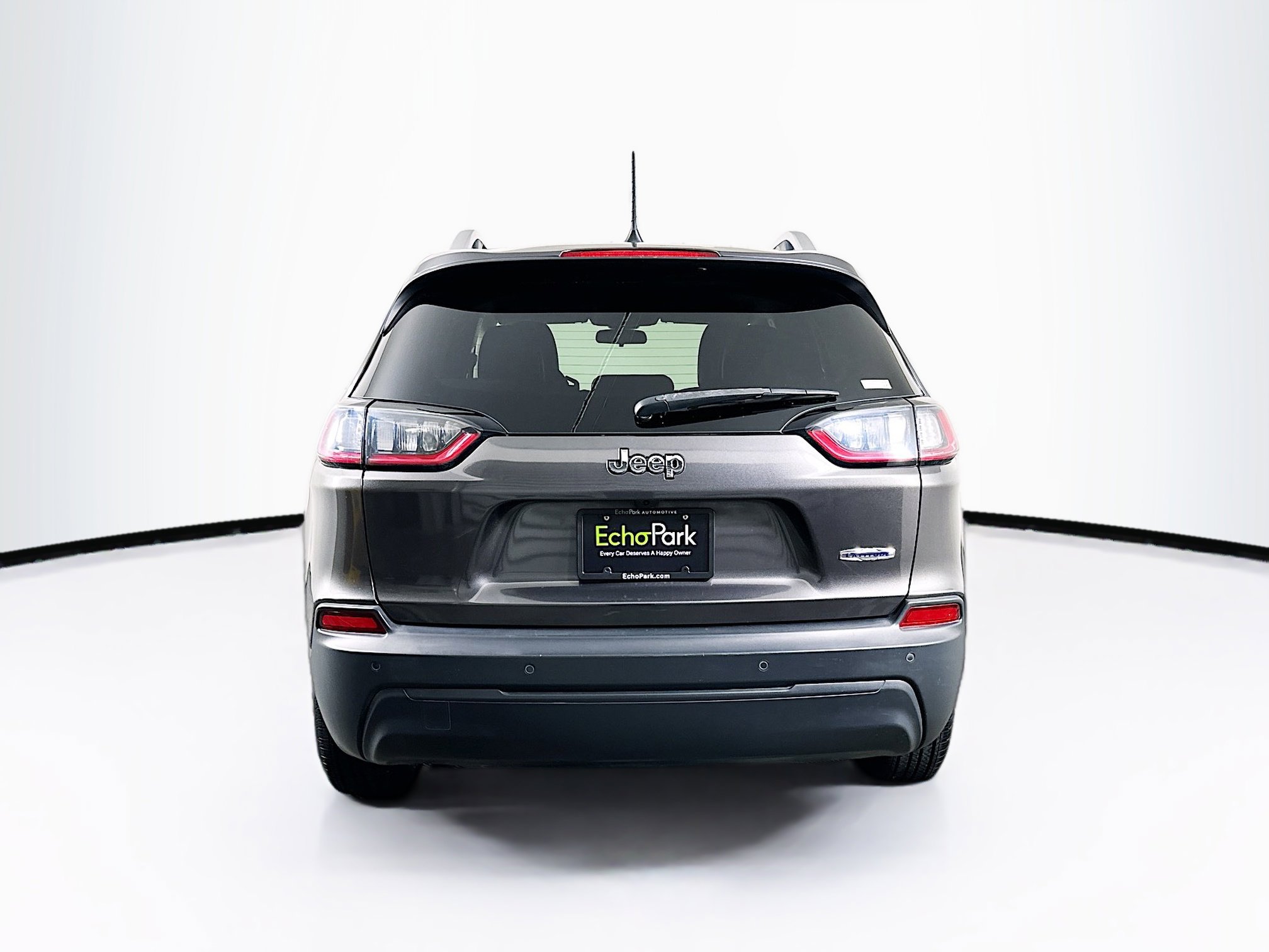 Used 2019 Jeep Cherokee Latitude Plus FWD image 7