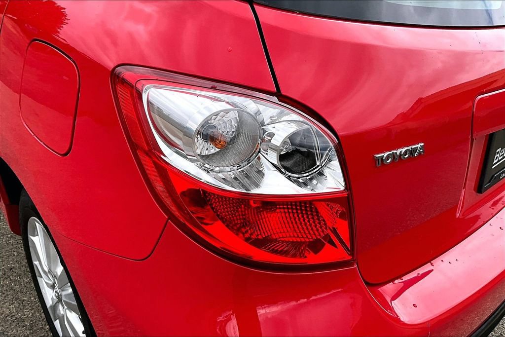 Used 2010 Toyota Matrix FWD image 28