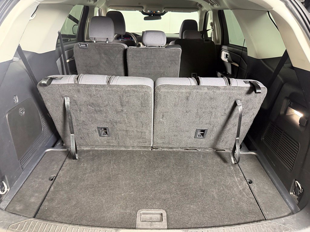 Used 2025 Ford Explorer Active RWD image 22