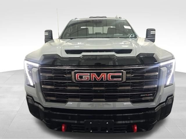 Used 2025 GMC Sierra 2500 AT4X AWD/4WD image 3