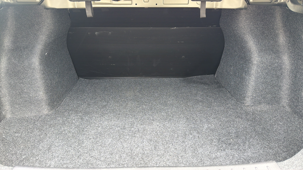 Certified 2025 Nissan Versa S w/ Trunk Package FWD image 21