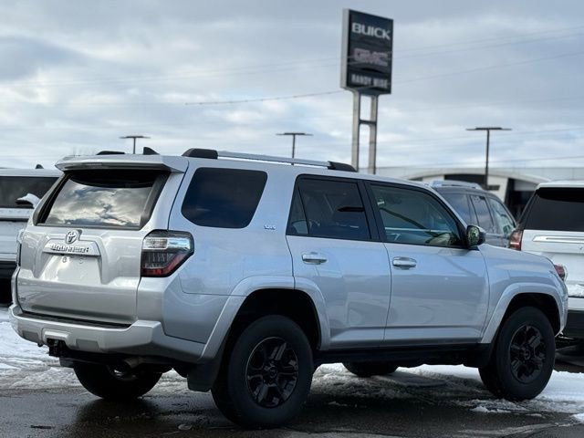 Used 2024 Toyota 4Runner SR5 image 39