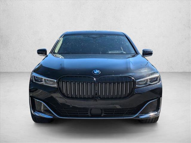 Used 2020 BMW 745e xDrive image 2