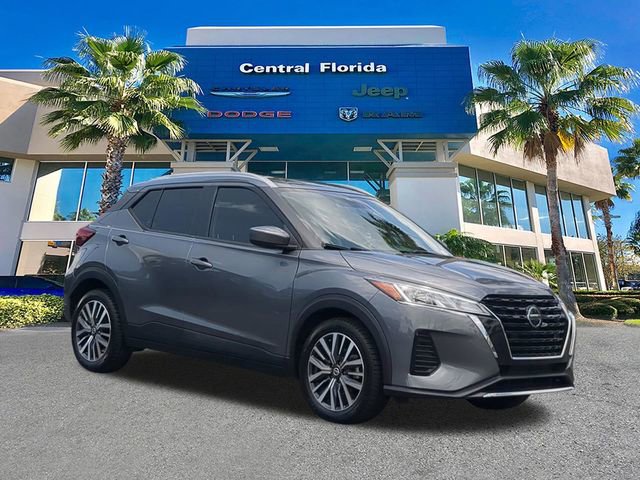 Used 2021 Nissan Kicks SV FWD image 2