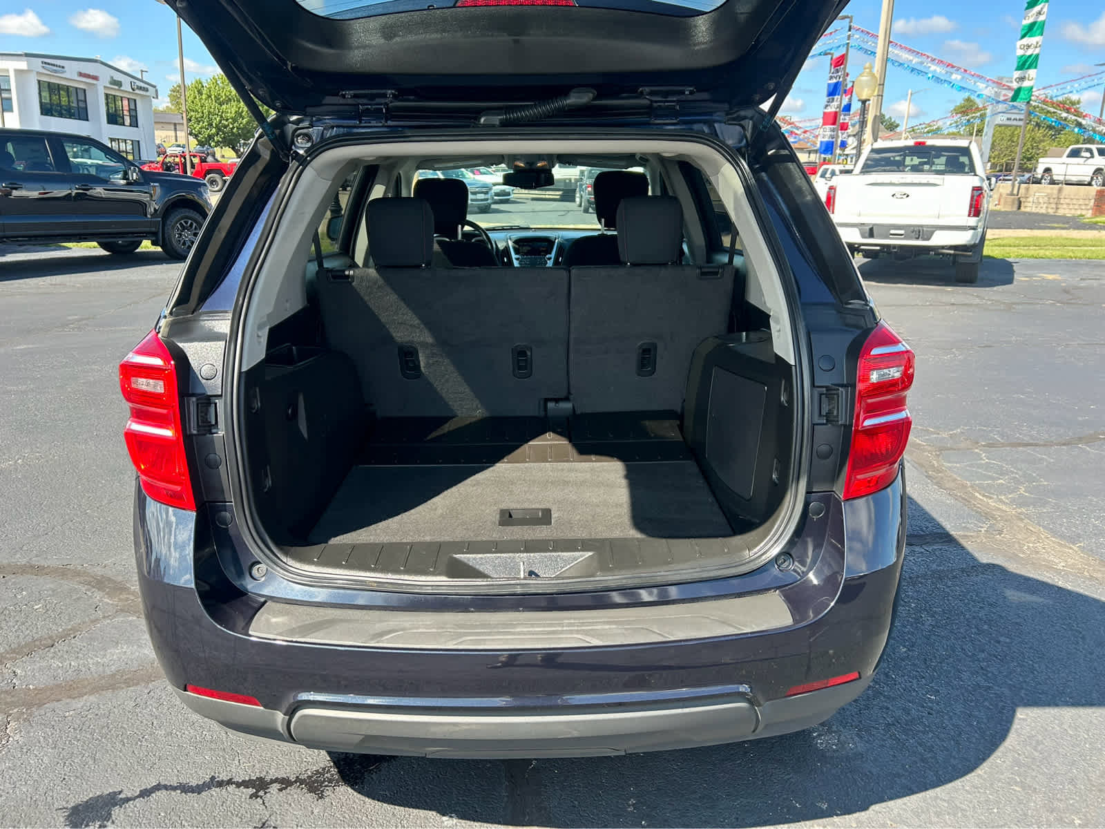 Used 2016 Chevrolet Equinox LT w/ Convenience Package image 6