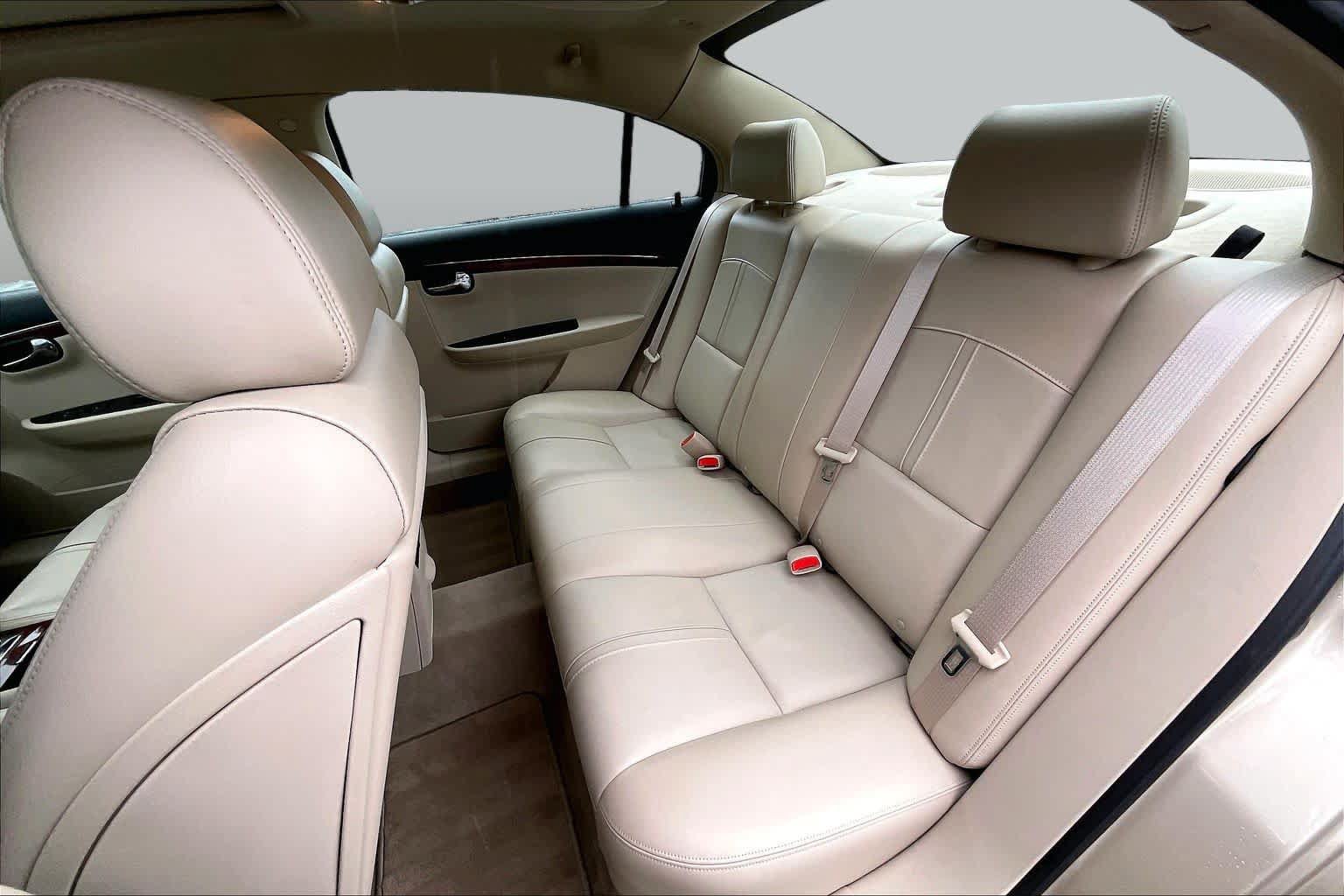 Used 2008 Saturn Aura XR w/ Premium Trim Package FWD image 20
