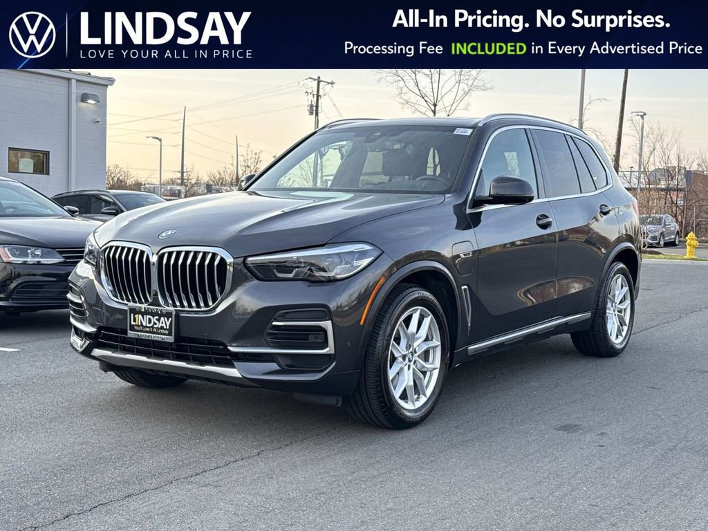 Used 2023 BMW X5 xDrive45e w/ Parking Assistance Package image 6