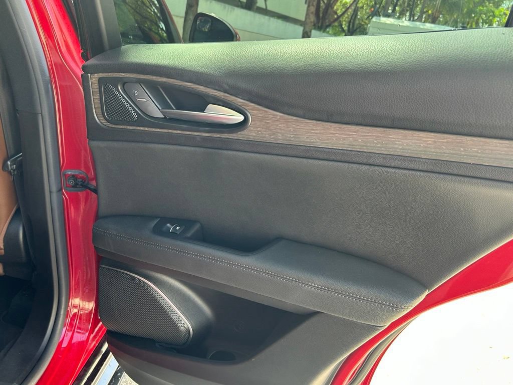 Used 2022 Alfa Romeo Stelvio Ti AWD/4WD image 32
