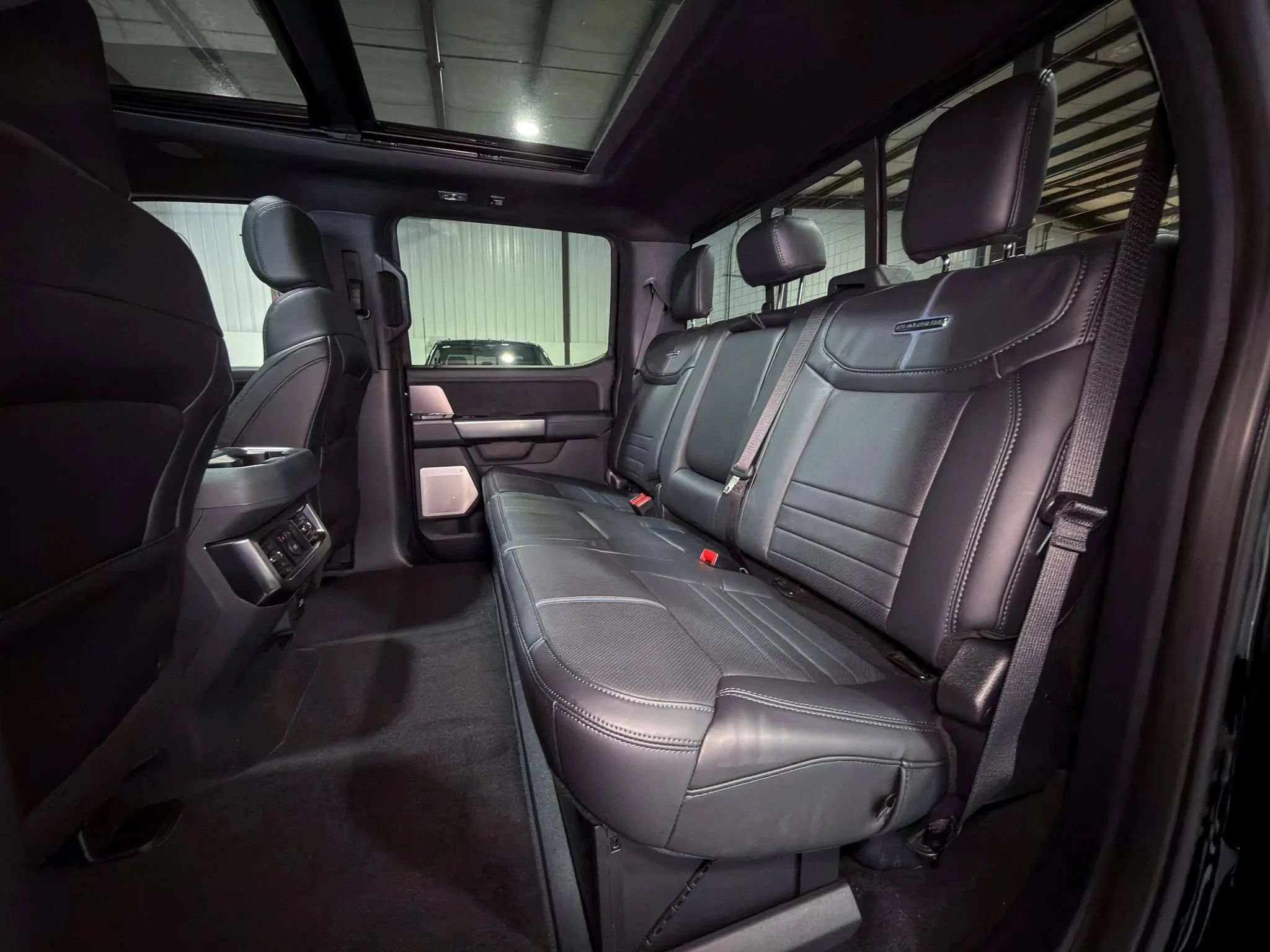 Used 2026 Ford F450 Platinum AWD/4WD image 12