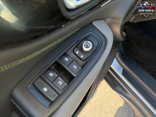 Used 2025 Subaru Outback Onyx Edition AWD/4WD image 11
