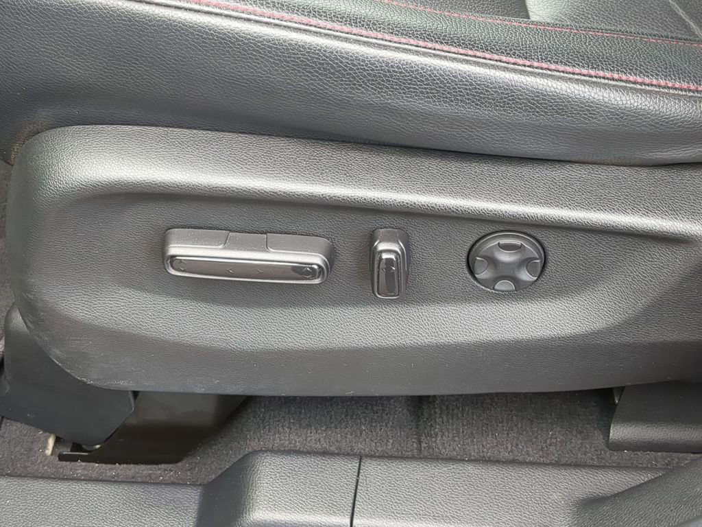 Used 2025 Honda Odyssey Sport-L image 14