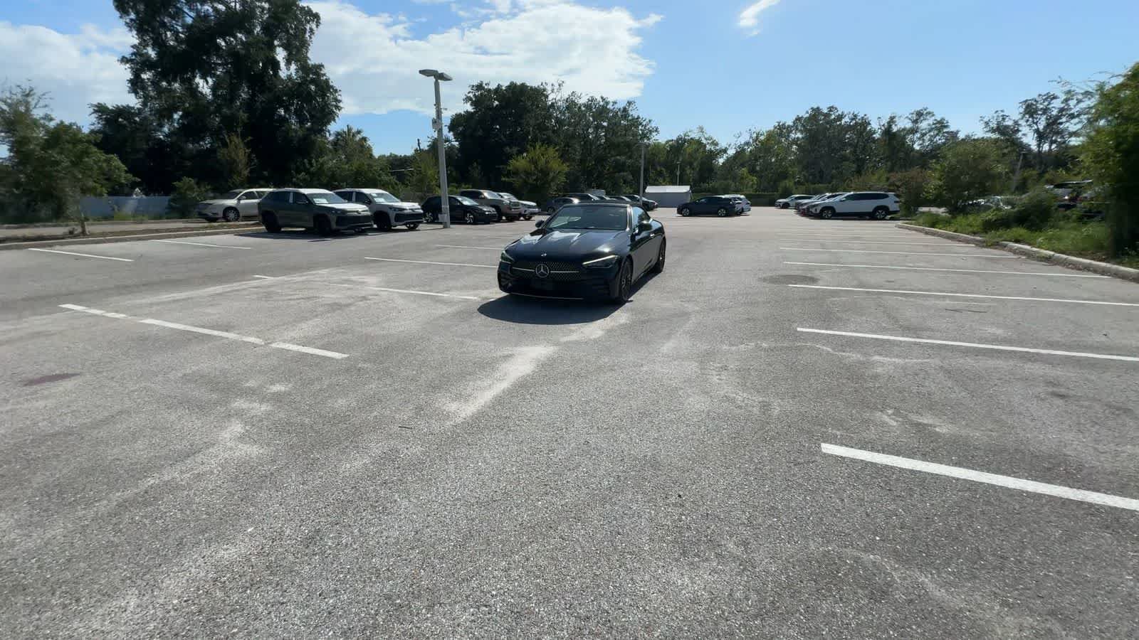 Used 2025 Mercedes-Benz CLE 300 4MATIC Cabriolet image 3