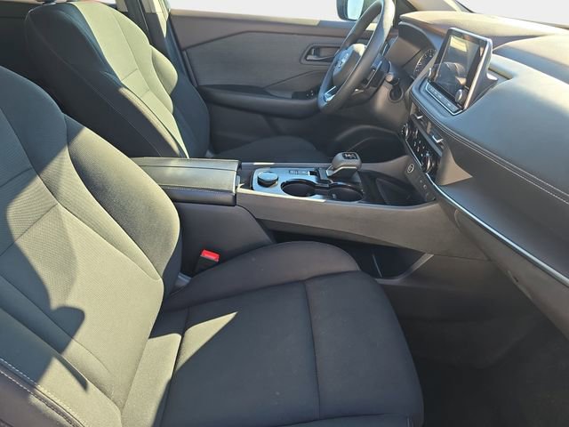 Used 2023 Nissan Rogue S AWD/4WD image 12
